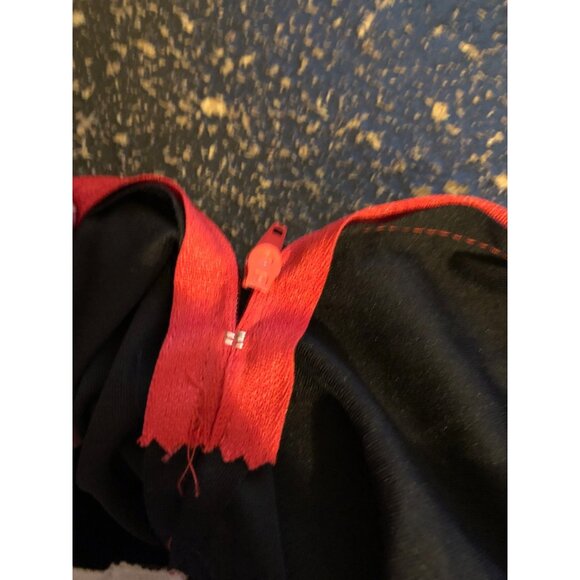 NEW Beer Garden Babe Oktoberfest Costume SZ Large Halloween MSRP $58 DEFECT - Picture 4 of 4